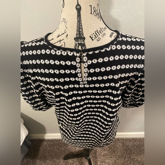 Ann Taylor Top - Picture 3 of 7